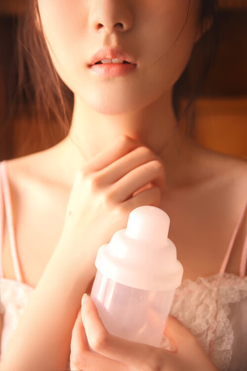 伊朗男足在巴黎奥运会比赛中以2-0战胜日本，伊朗 男足