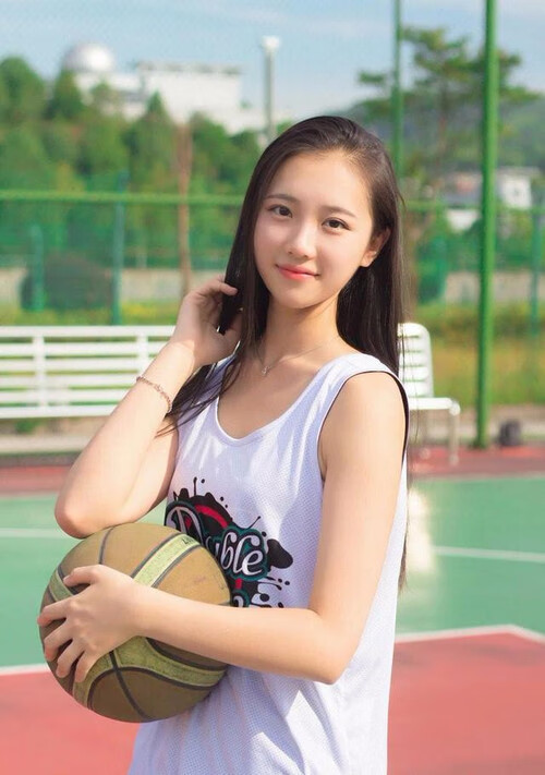 海域巡航帆船大赛，海上风云的速度比拼，小型巡航帆船