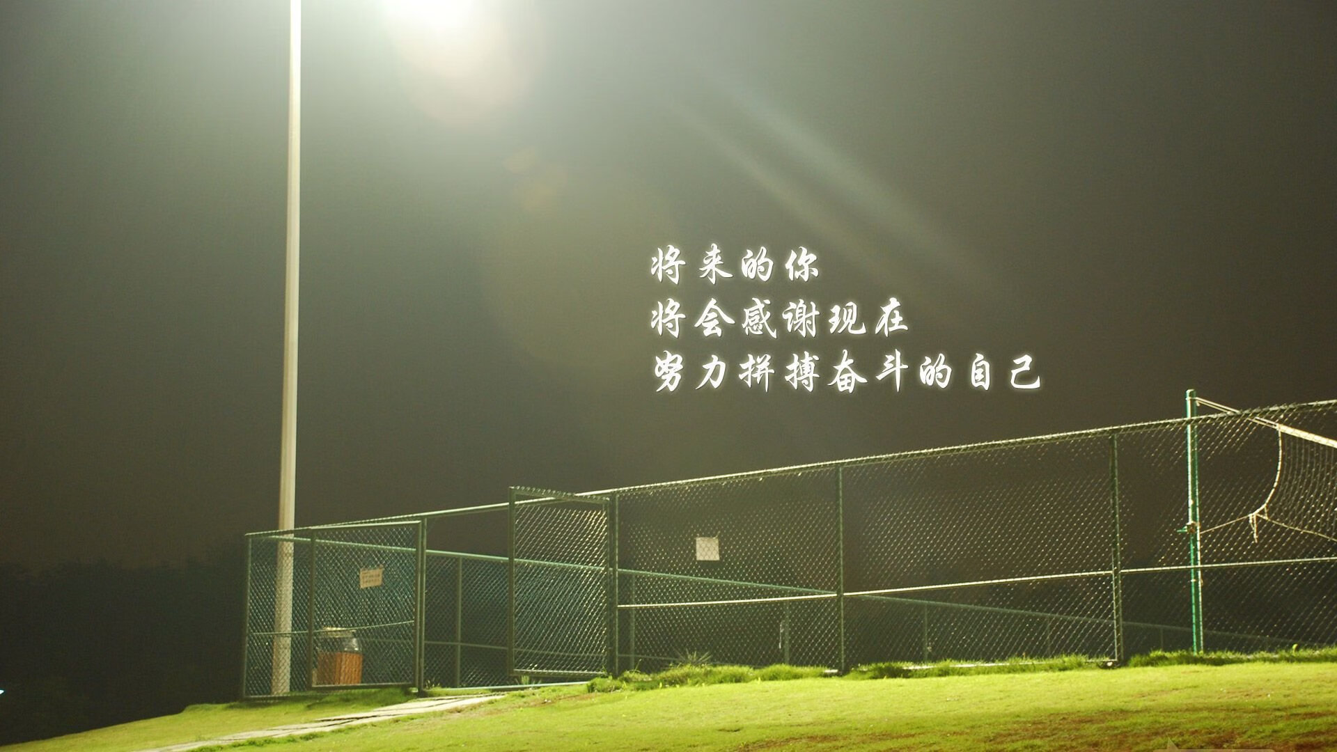 凯莉·麦基翁展现出色心理素质，凯莉麦基翁身高