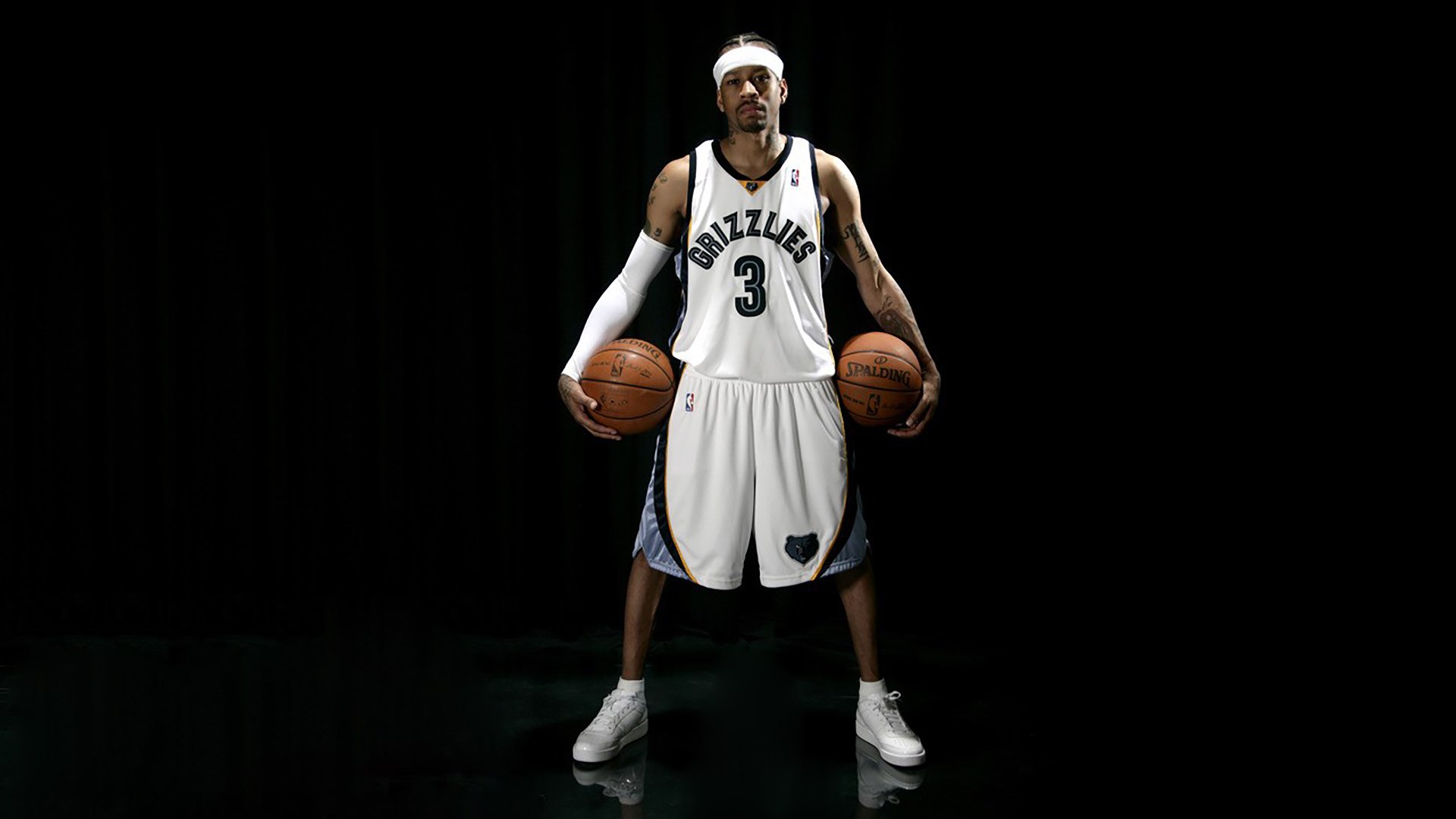 球场内外：球员的公益行动感动千万球迷，打球内场和外场有什么区别